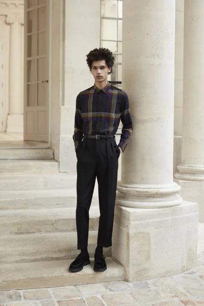 Look 13